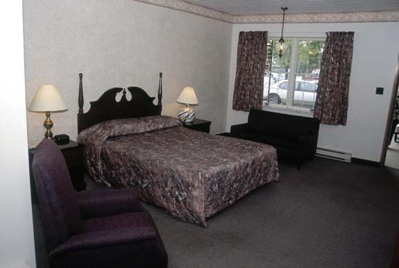 Ivy Rose Motor Inn Windsor Ngoại thất bức ảnh